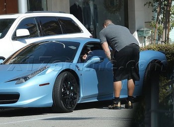 Justin-Bieber-Ferrari1.jpg